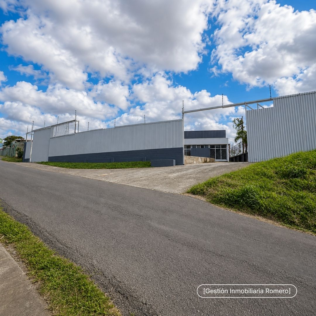 Bodega en venta en Desamparados, San José - 3.410 m² de terreno con bodega principal de 1.100 m²
